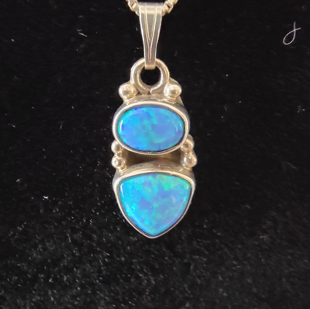 Vintage Sterling Silver Blue Opal Double Cabochon Pendant Necklace